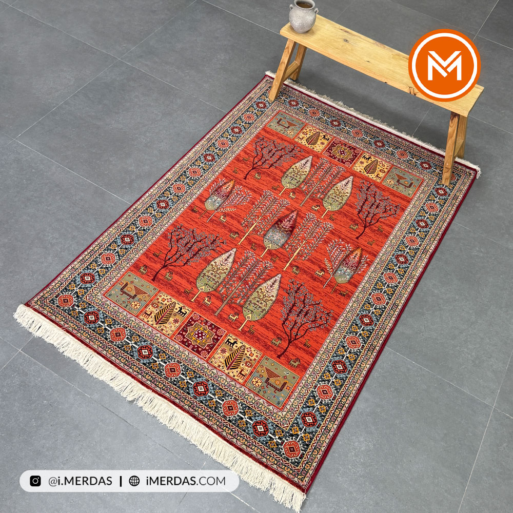 فرش گبه کد 184 زمینه لاکی